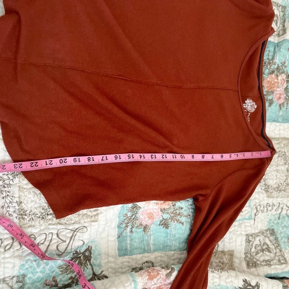 Anthropologie Pilcro Crochet Cuffed Top - Picture 8 of 8